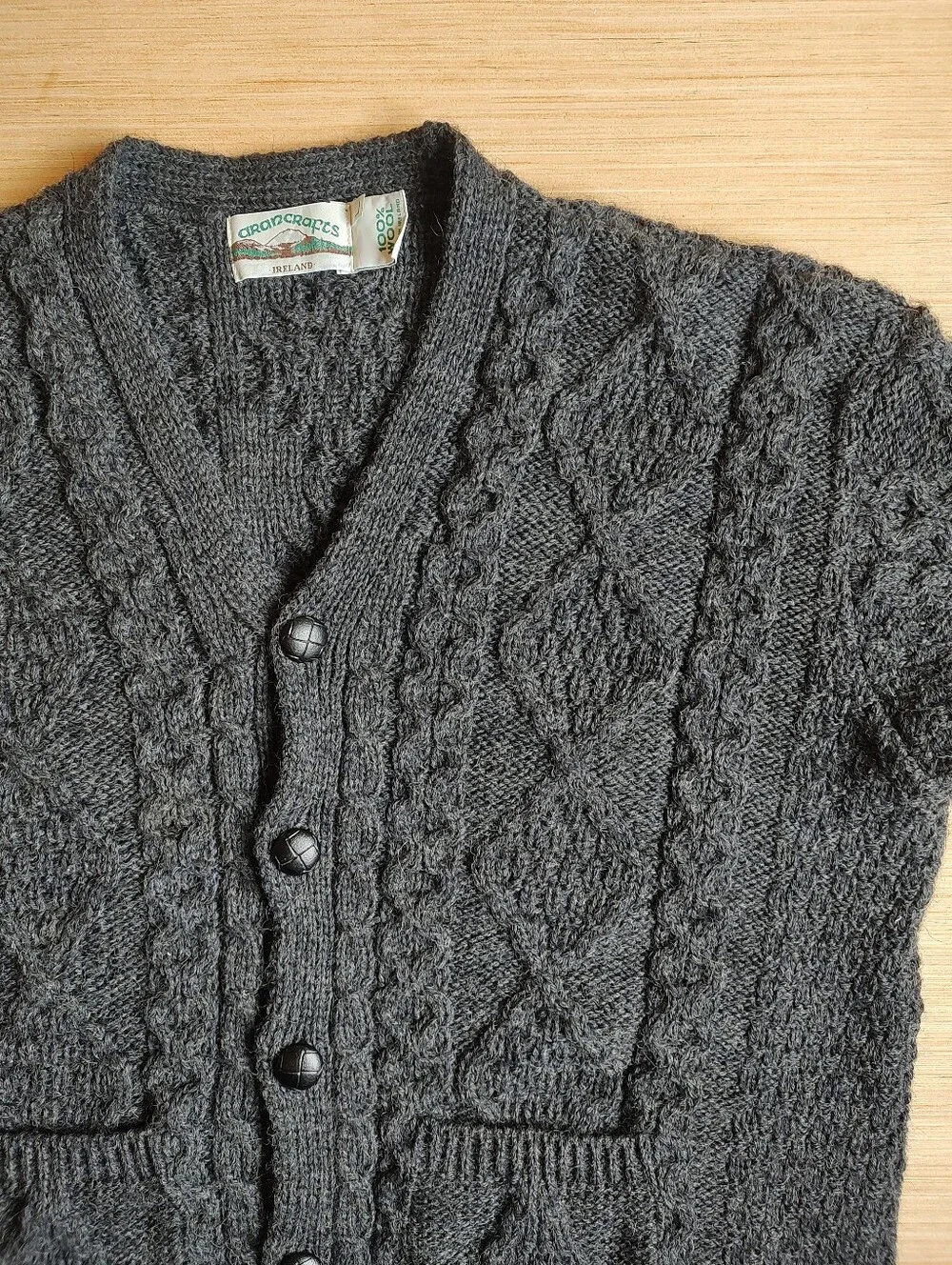 Aran Crafts Cable Cardigan Fisherman Chunky Grey Horn Buttons Wool Ireland L
